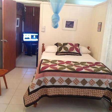 Rainbow Beach Apartments & Rooms Calibishie Ngoại thất bức ảnh