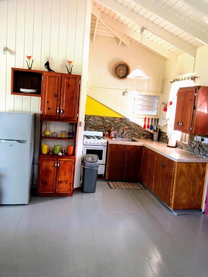 Rainbow Beach Apartments & Rooms Calibishie Ngoại thất bức ảnh