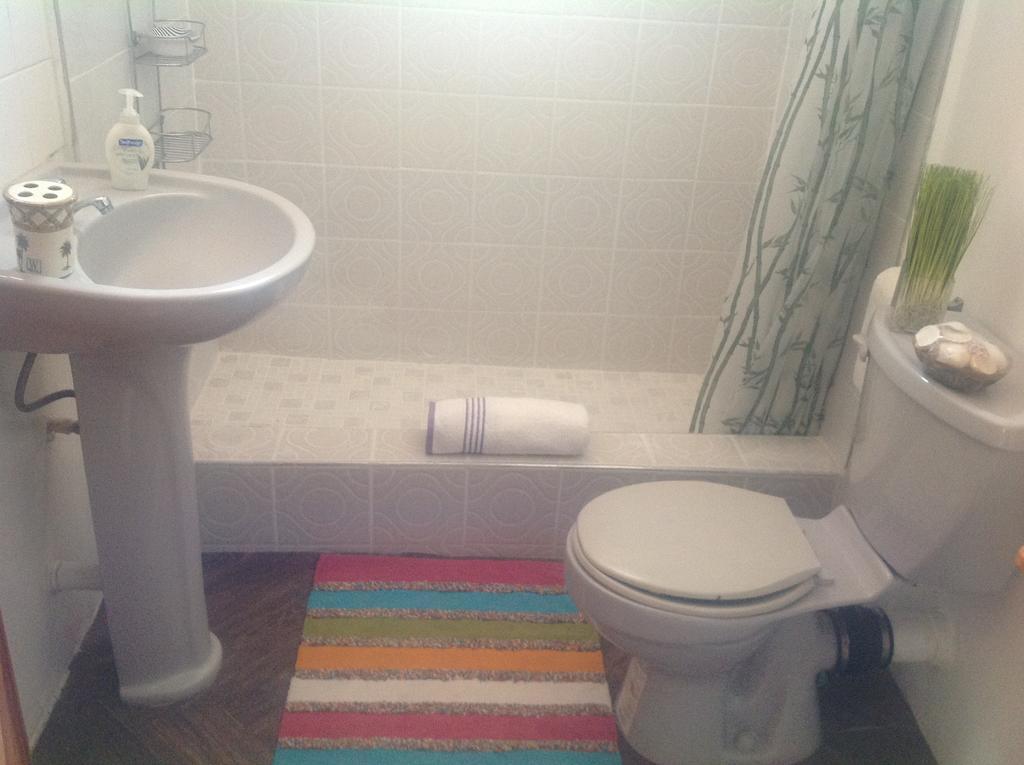 Rainbow Beach Apartments & Rooms Calibishie Phòng bức ảnh