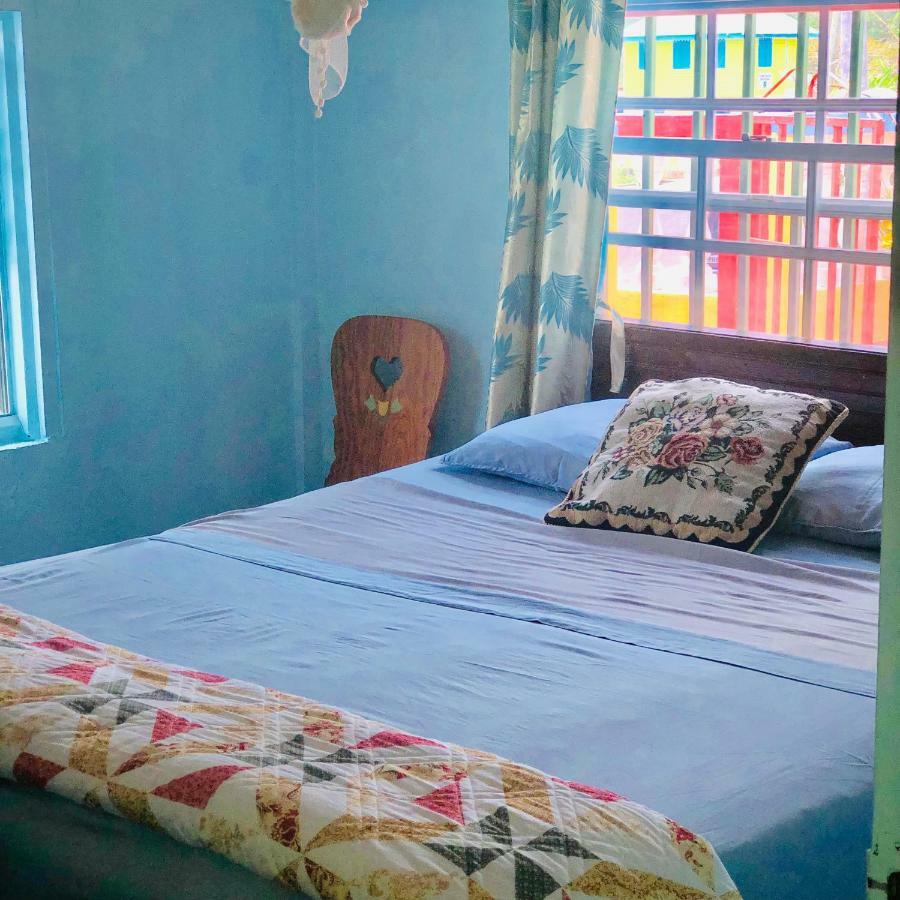 Rainbow Beach Apartments & Rooms Calibishie Ngoại thất bức ảnh